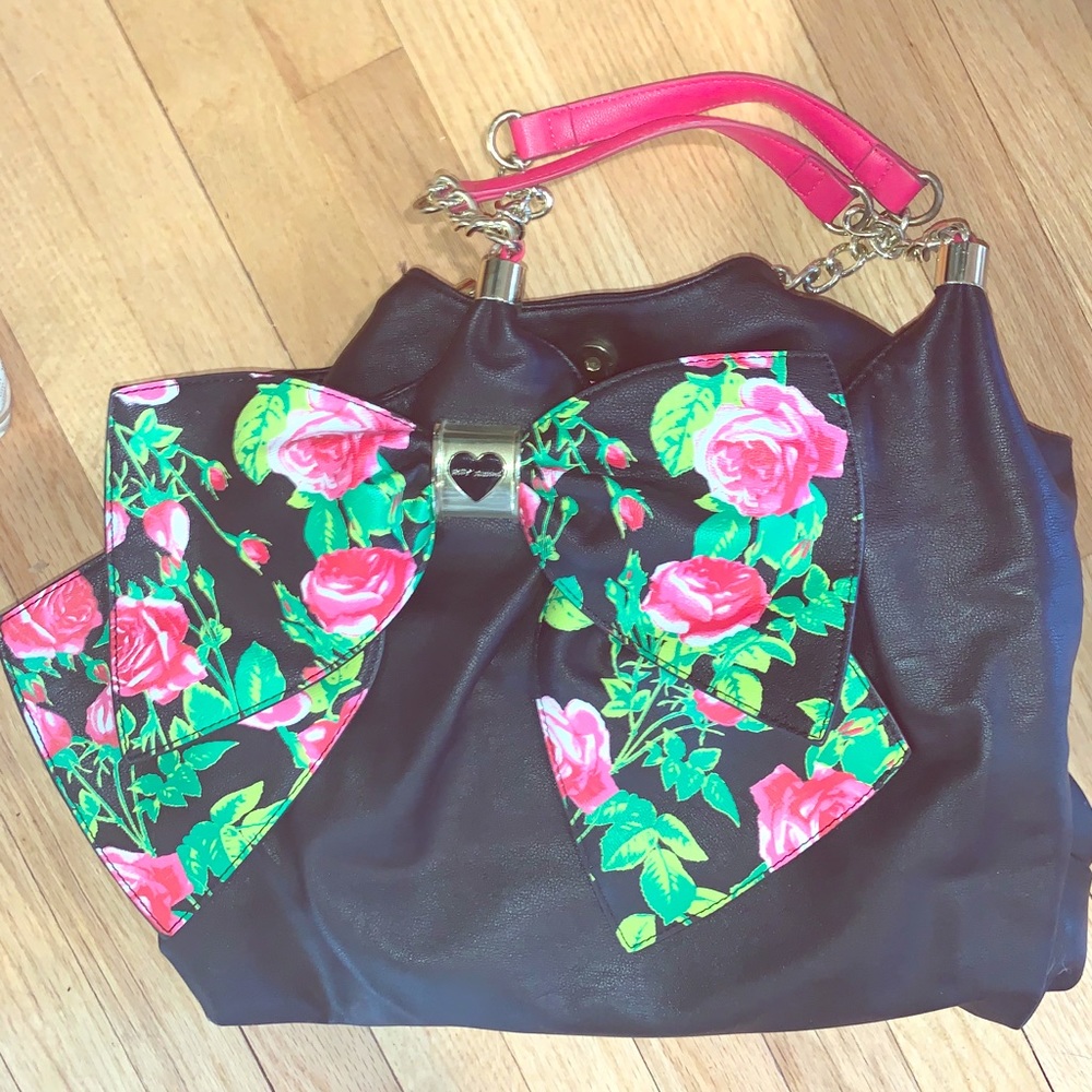 Betsy Johnson faux leather bag